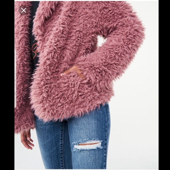 🔥💖HOST PICK Muave Fuzzy Yeti Coat NWOT💖 - Picture 3 of 3